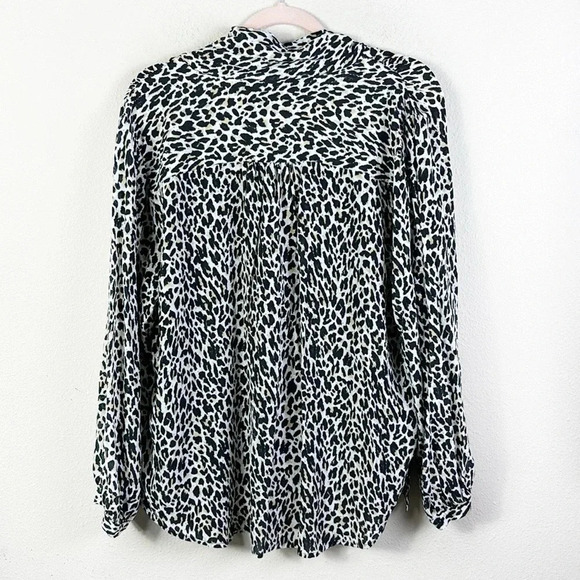 J. Crew 100% Silk Leopard Print Silk Button Down Shirt Tie Front Blouse size 2X - Picture 3 of 10